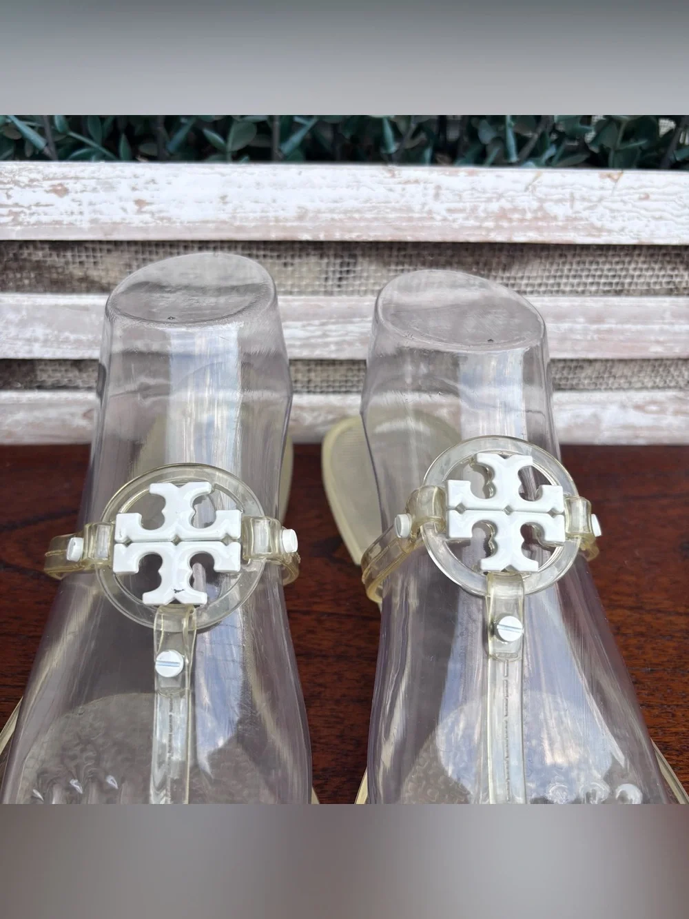 Tory Burch Logo Clear Jelly Flip Flops Flat Sandals